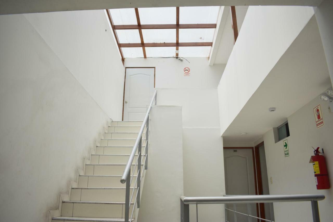 Hostal Marbella Lima Zewnętrze zdjęcie