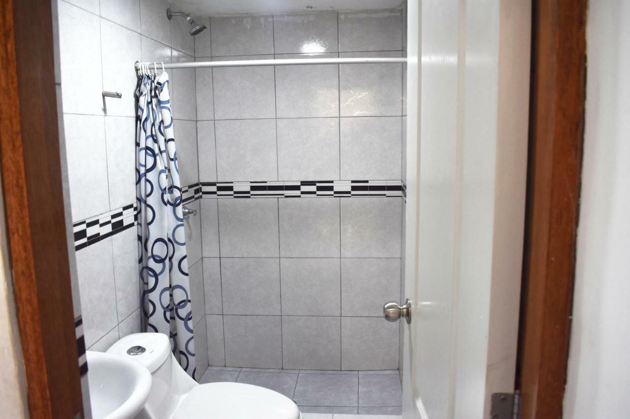 Hostal Marbella Lima Zewnętrze zdjęcie