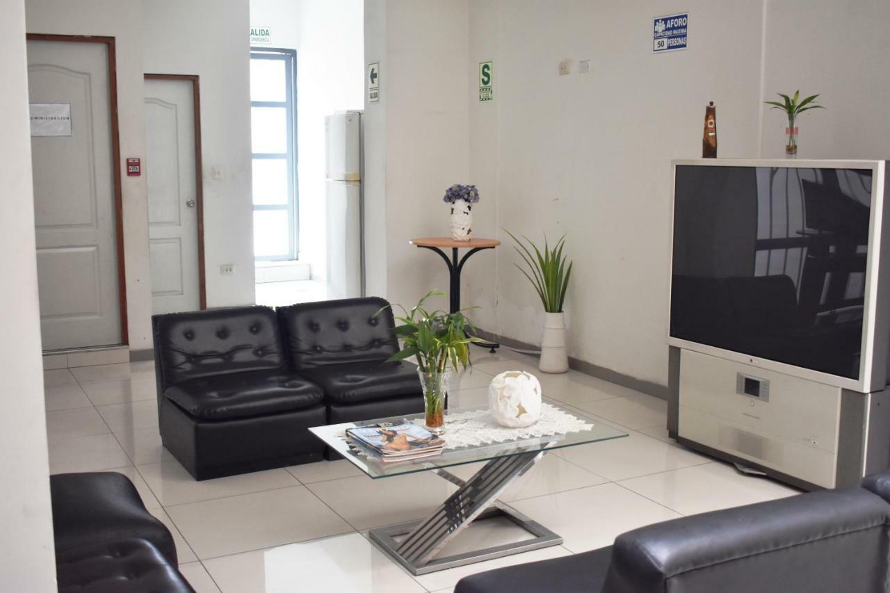 Hostal Marbella Lima Zewnętrze zdjęcie